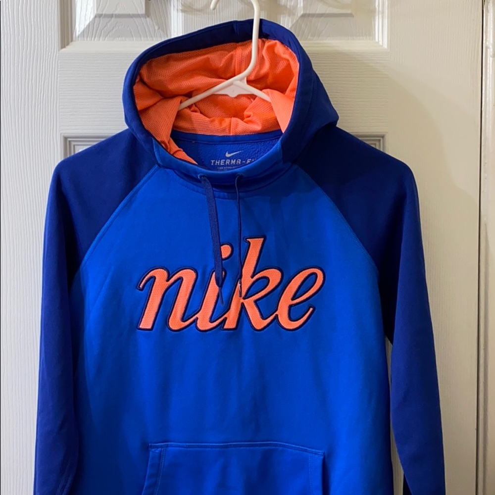 Nike Hoodie women’s size small
